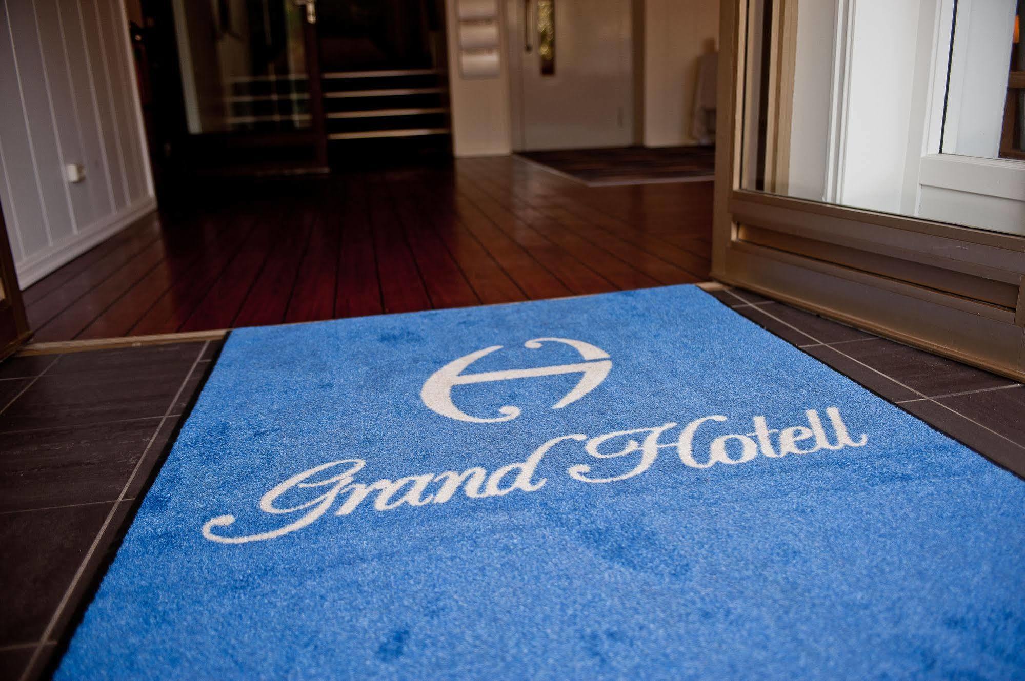 Grand Hotel สตอร์ด ภายนอก รูปภาพ